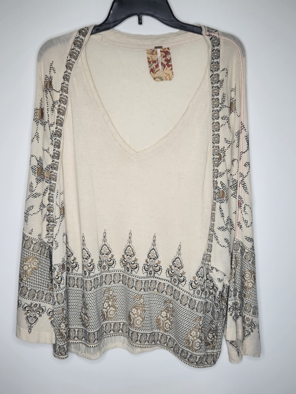 Boho Free People Cream Gold Medallion Print Pullover Wide Sleeve Blouse V Neck L